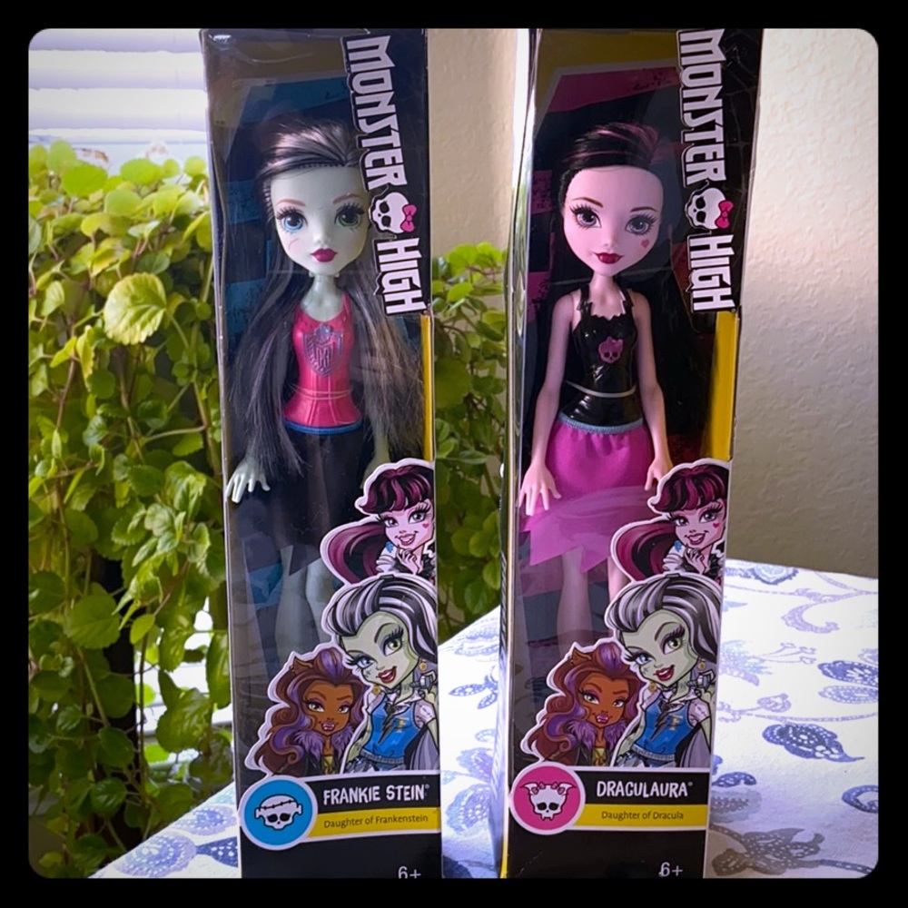 Monster High Frankie Stein and Draculaura